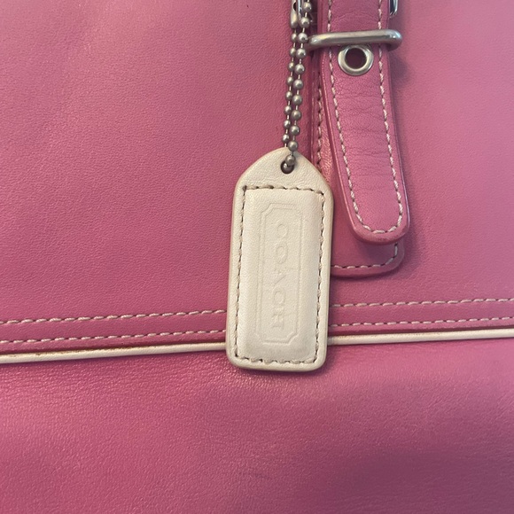 Coach Hamptons Collection Pink Leather Tote with White Stitching - Picture 3 of 12